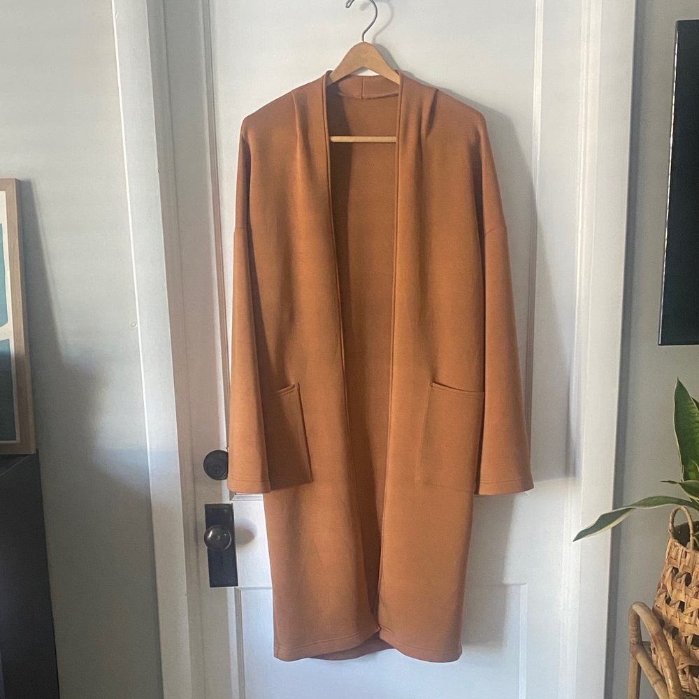 XS LEZÉ THE LABEL Camel Cardigan